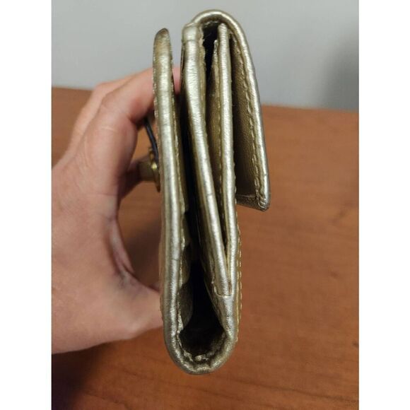 COACH 43609 Turnlock Signature Slim Envelope Flap Wallet Purse Khaki Gold. Has s - Picture 7 of 12